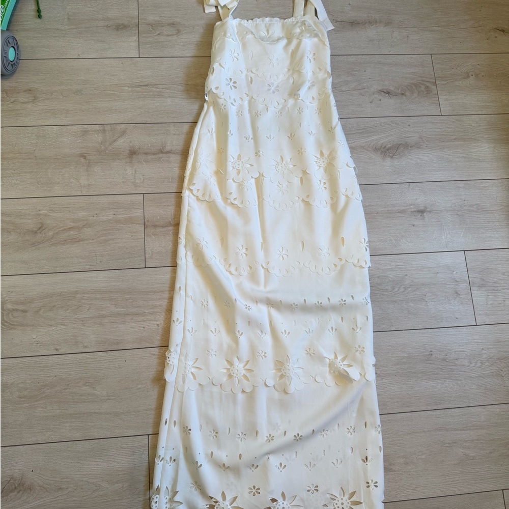 Petal & Pup White Floral Maxi Dress